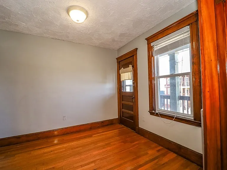 161 South St #3 — Photo 31