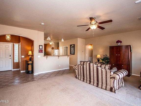5th image of 3804 E COUNTY DOWN Drive