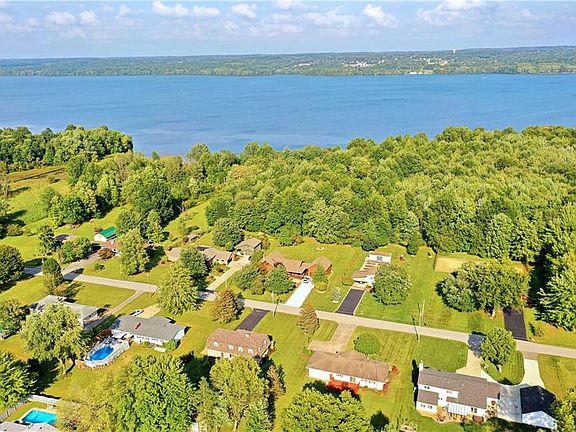 5th image of 4007 Lakeshore Dr
