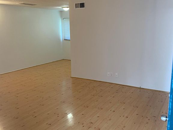 2nd image of 1115 Highland Oaks Dr #17