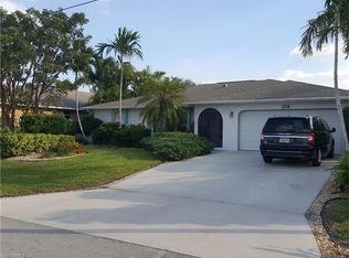 226 SW 37th Ter, Cape Coral, FL 33914