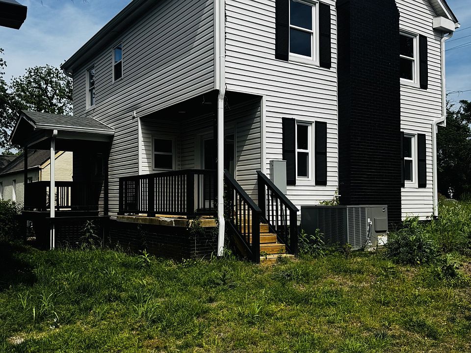 2nd image of 806 Fairwin Ave