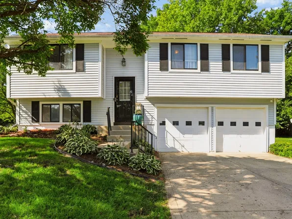 4152 Oil Creek Dr, Indianapolis, IN 46268