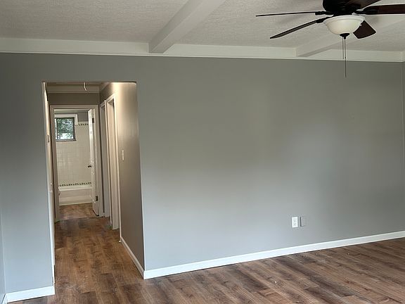 3rd image of 1762 E Madge Ave