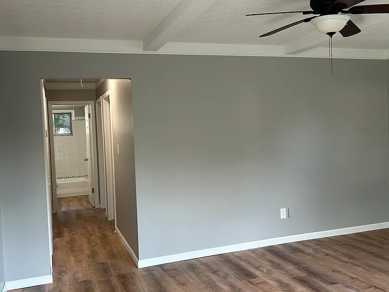 1762 E Madge Ave — Photo 3