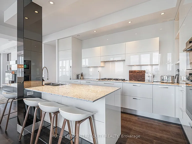 88 Davenport Rd #1704 — Photo 18