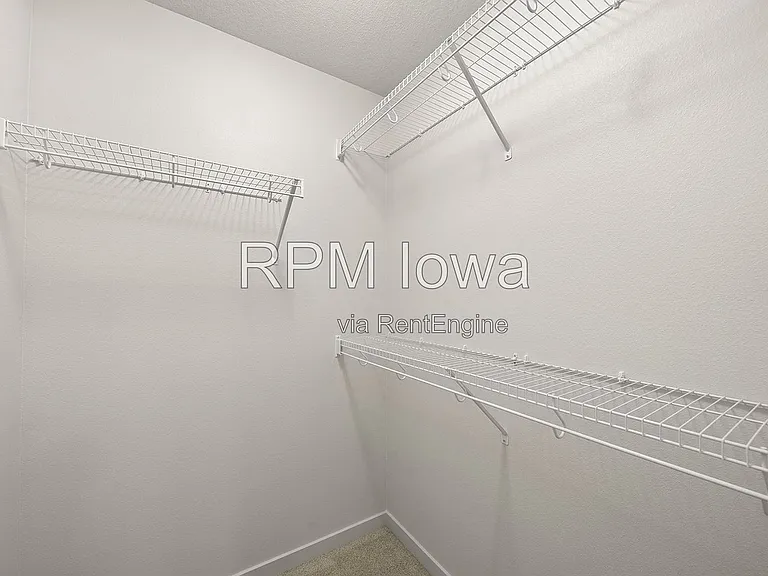 325 Freedom Way — Photo 5
