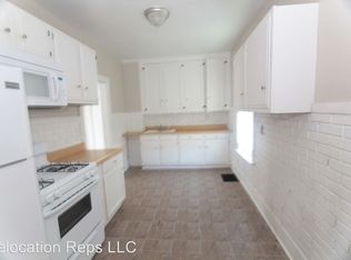 1616 W 16th St, Davenport, IA