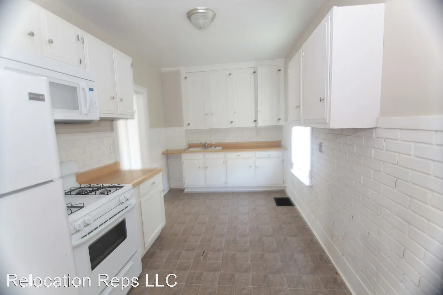 1616 W 16th St photo 1