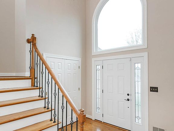 5th image of 6111 Regal Springs Dr
