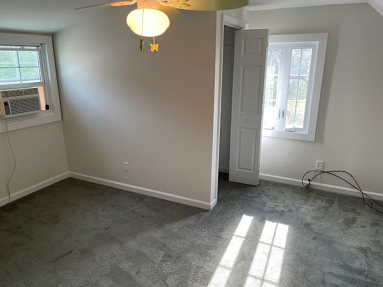 516 Esty St — Photo 23