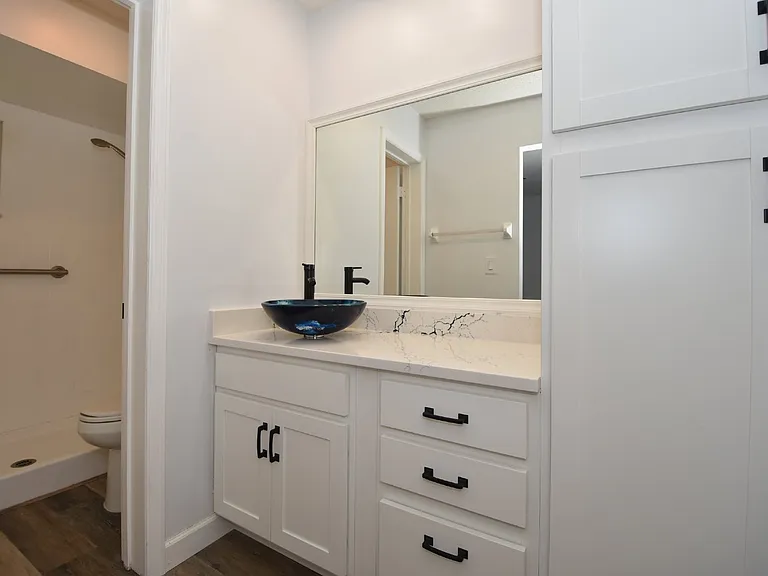 4 Southbury Ct — Photo 23
