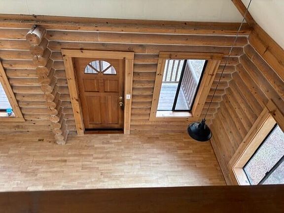 4th image of 20394 Camas Rd