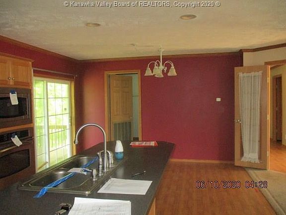 2nd image of 150 Blackbird Dr