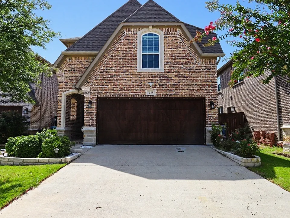 349 Kyra Ct