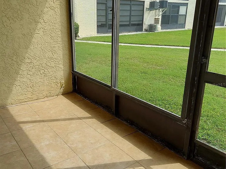4956 Harbor Villa Ln #103 — Photo 17