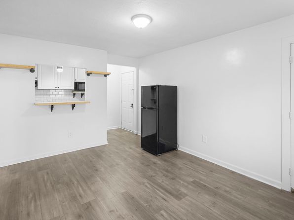 440 Saw Mill Rd #2B