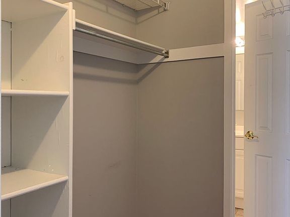 5th image of 4242 E West Hwy APT 720