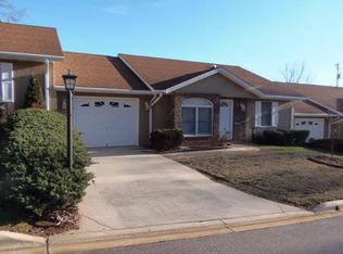 31 Carriage Ct, Franklin, NC 28734