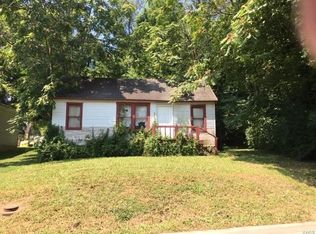 107 Wyandotte St, Edwardsville, IL 62025