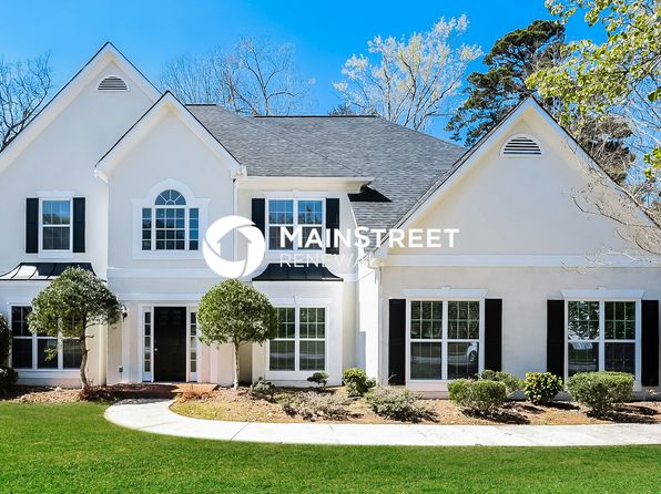 140 Woodbyne Dr