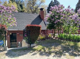 23683 Manzanita Dr, Crestline, CA 92325