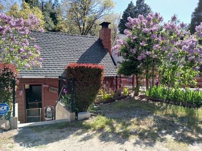23683 Manzanita Dr, Crestline, CA, 92325