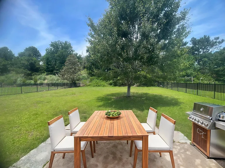 2280 Beauclair Ct — Photo 3