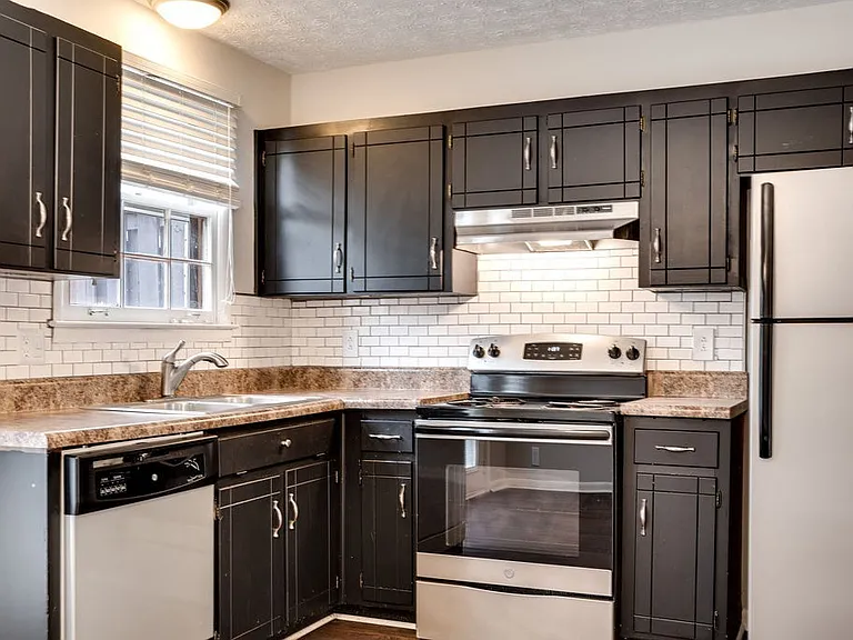 509 Alexander Dr — Photo 45