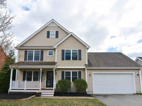 6 Corn Mill Way, Rockland, MA 02370