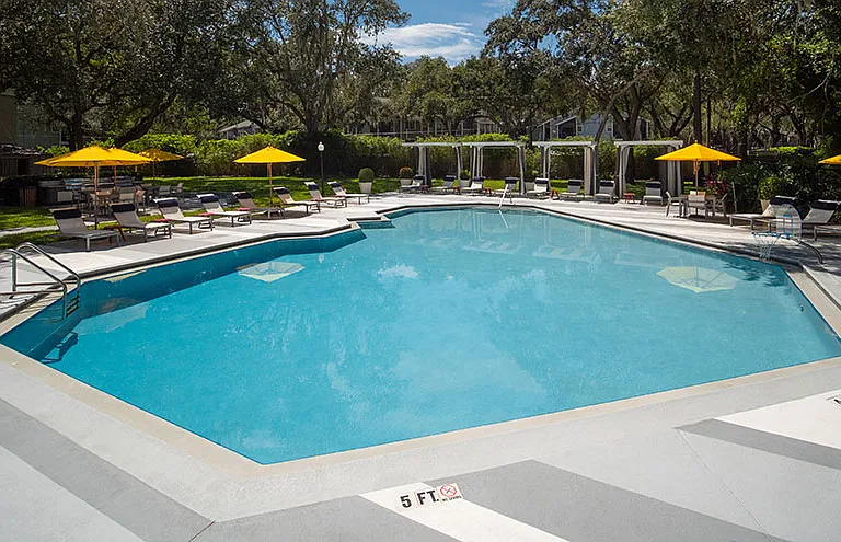 Eagles Point at Tampa Palms Apartments — Photo 40