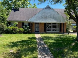 1504 Camellia Dr, Clarksdale, MS 38614