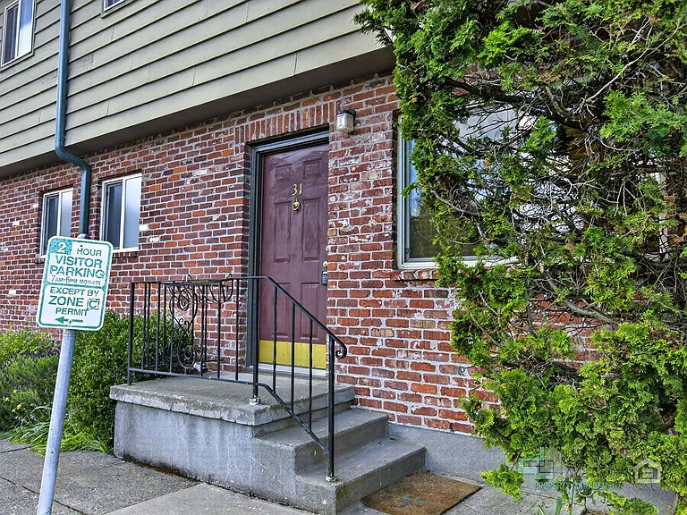 908 SW Gaines St #31 — Photo 5