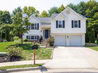 17295 Strathallen Ct, Purcellville, VA 20132
