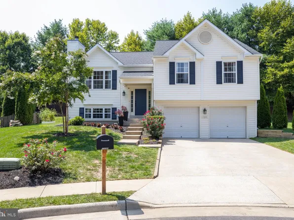 17295 Strathallen Ct, Purcellville, VA 20132