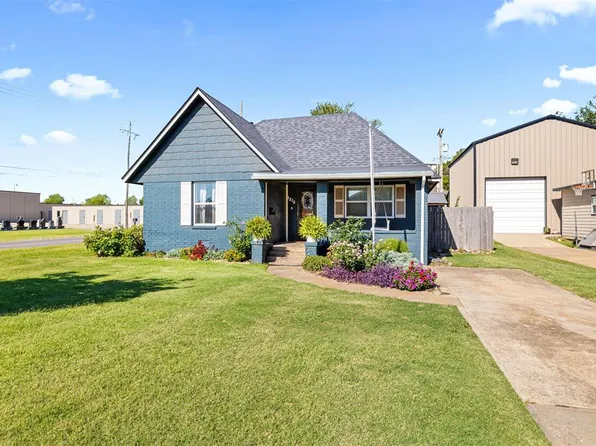 1218 S Macomb Ave, El Reno, OK 73036