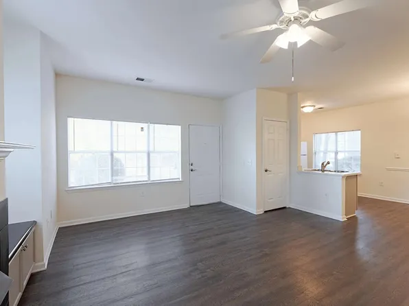 3859 Smokey Quartz Ct APT 2D, Greensboro, NC 27409