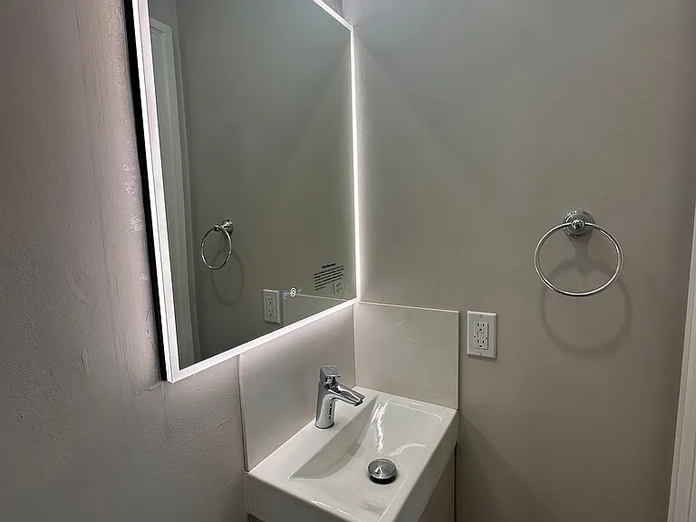 5 Empire Ct #MAIN — Photo 32