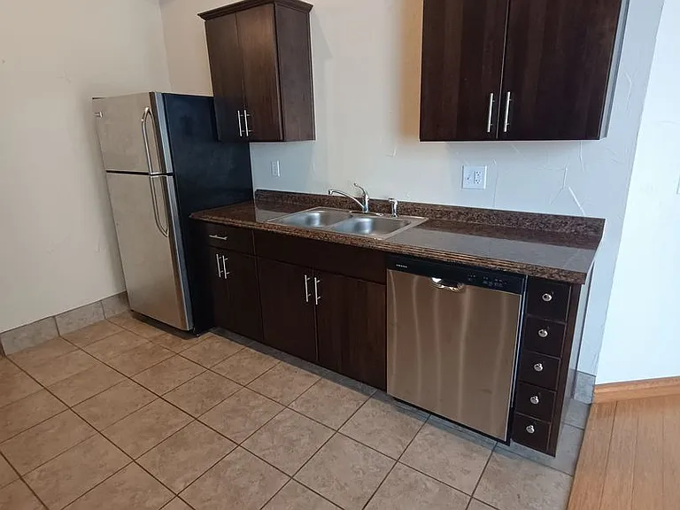 213 W Olive St #203 — Photo 4