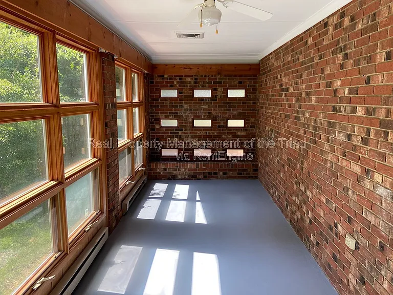 926 Hilltop Blvd — Photo 21