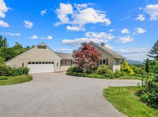 19 Overlook Ter, New London, NH 03257