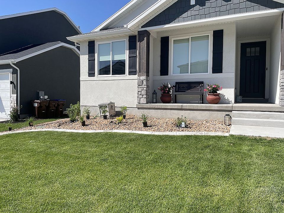 2nd image of 8395 N Sun Crest Dr