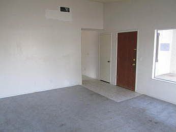4th image of 1402 Marita Dr