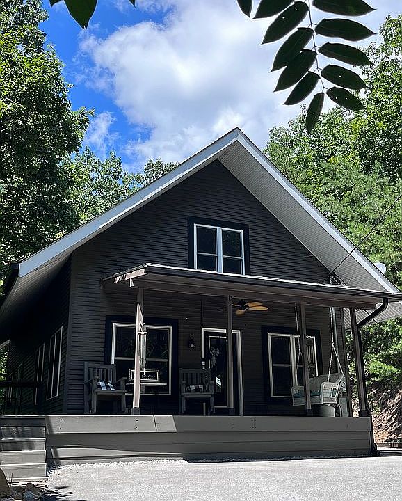 1st image of 2109 Dogwood Dr