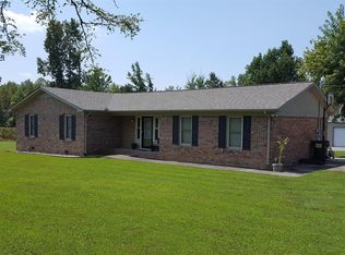 74 Smith Mill Rd, Fayetteville, TN 37334