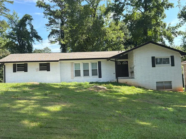 3412 Stardust Cir, Decatur, GA 30034