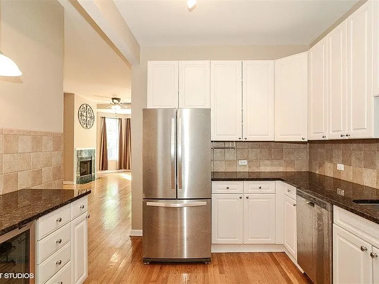 850 W Diversey Pkwy #2 — Photo 4