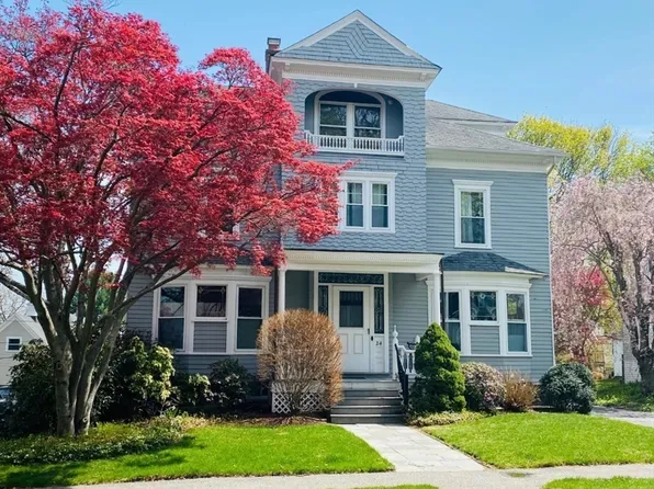 24 Fiske St, Worcester, MA 01602