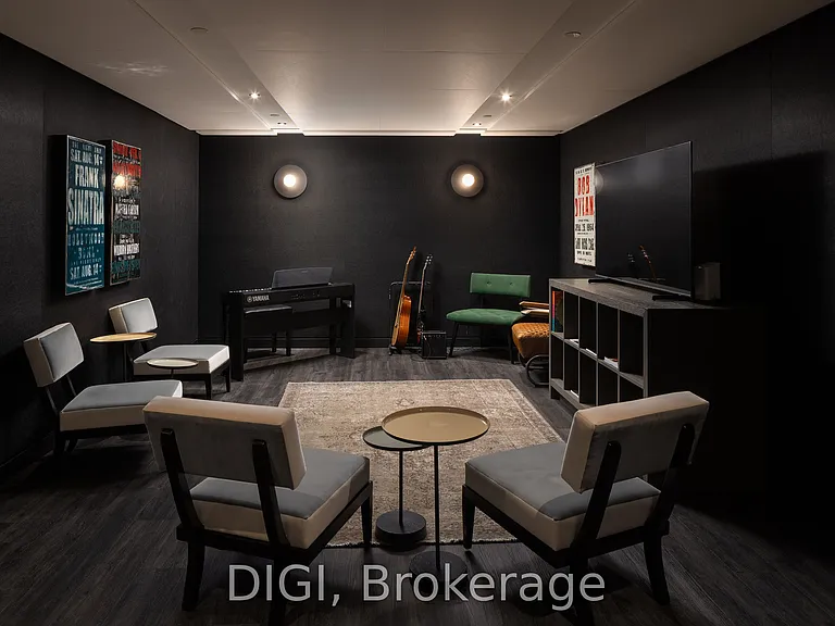 57 Spadina Ave #810 — Photo 27