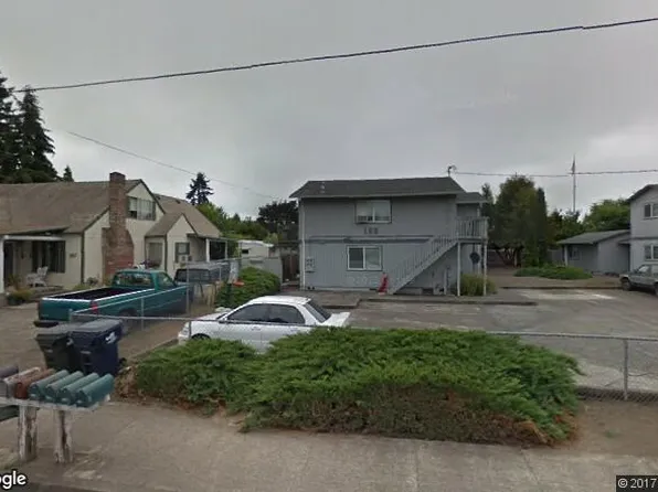 153 37th St APT 2, Springfield, OR 97478